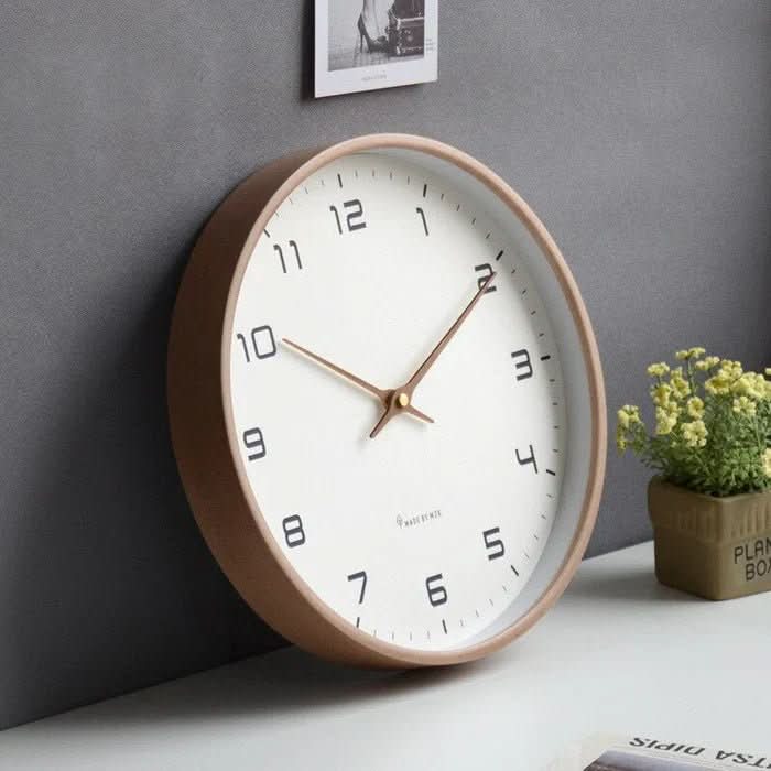 NordicTimber – Stilvolle Holz-Wanduhr für modernes Wohnen