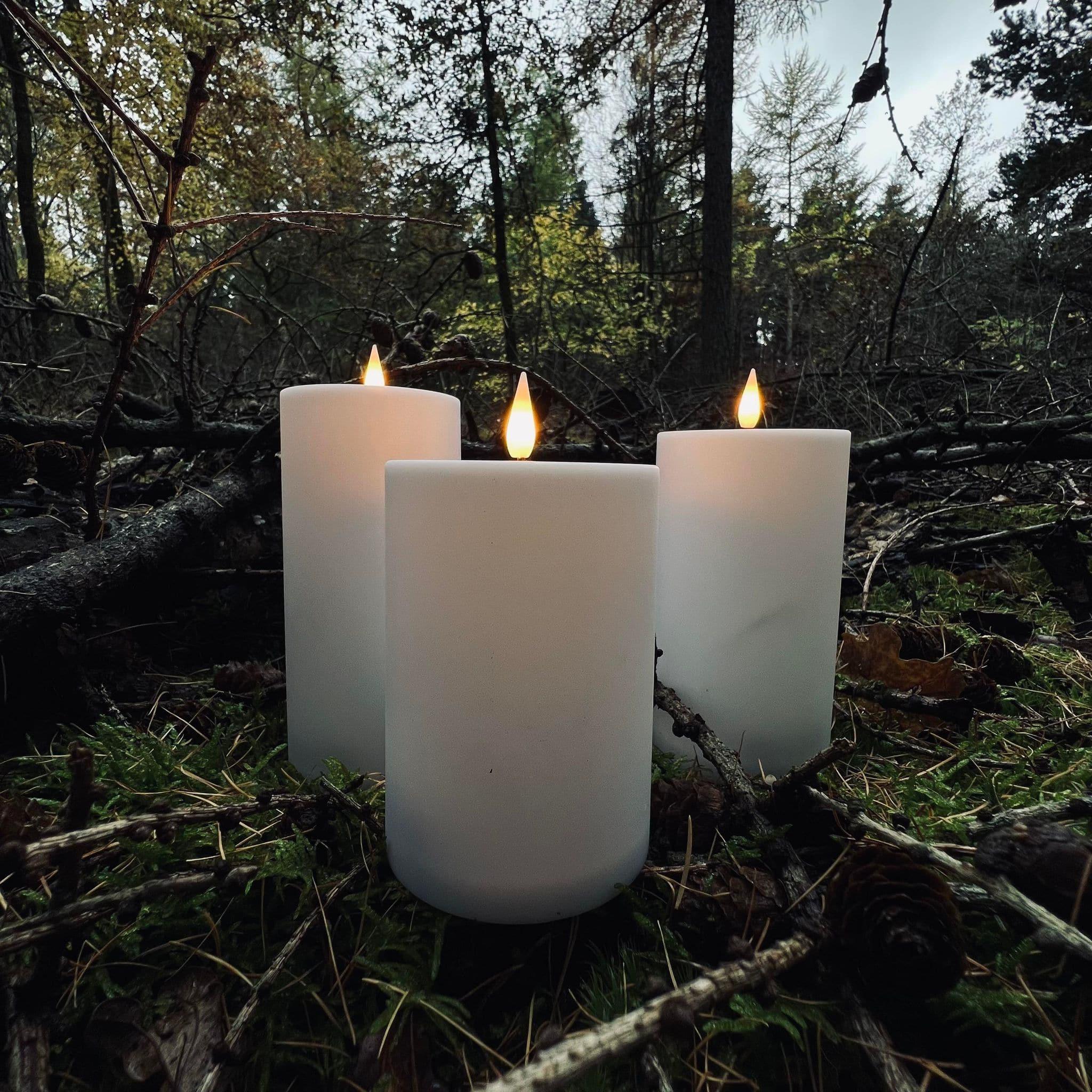 Outdoor LED Kerzen Set - Flammenlose Säulenkerzen