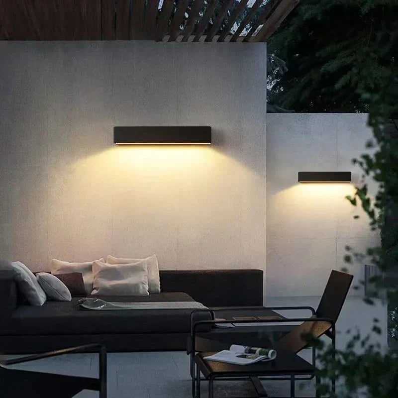Solar-Wandleuchte Solavella | 16 LEDs | Super hell & wasserdicht | Für Garten, Balkon & Hauswand | Warm- & Kaltweiß