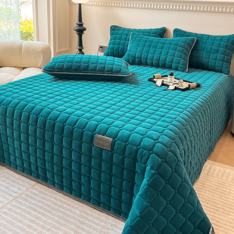 ComfiSquare - Weiche Tagesdecke im modernen Stil mit quadratischer Textur