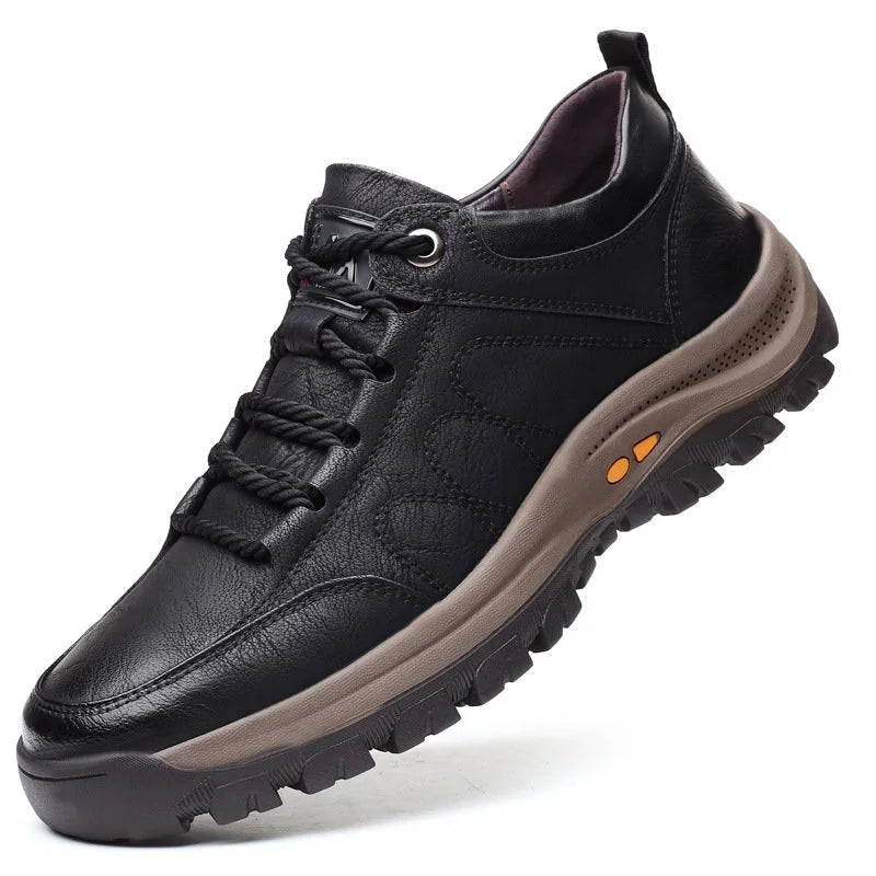 Handgenähte Herren-Freizeitschuhe | Echtes Rindsleder | Orthopädisches Drei-Fuß-Stützdesign | Rutschfeste Gummisohle | Wasserabweisend & Atmungsaktiv | Schwarz & Braun