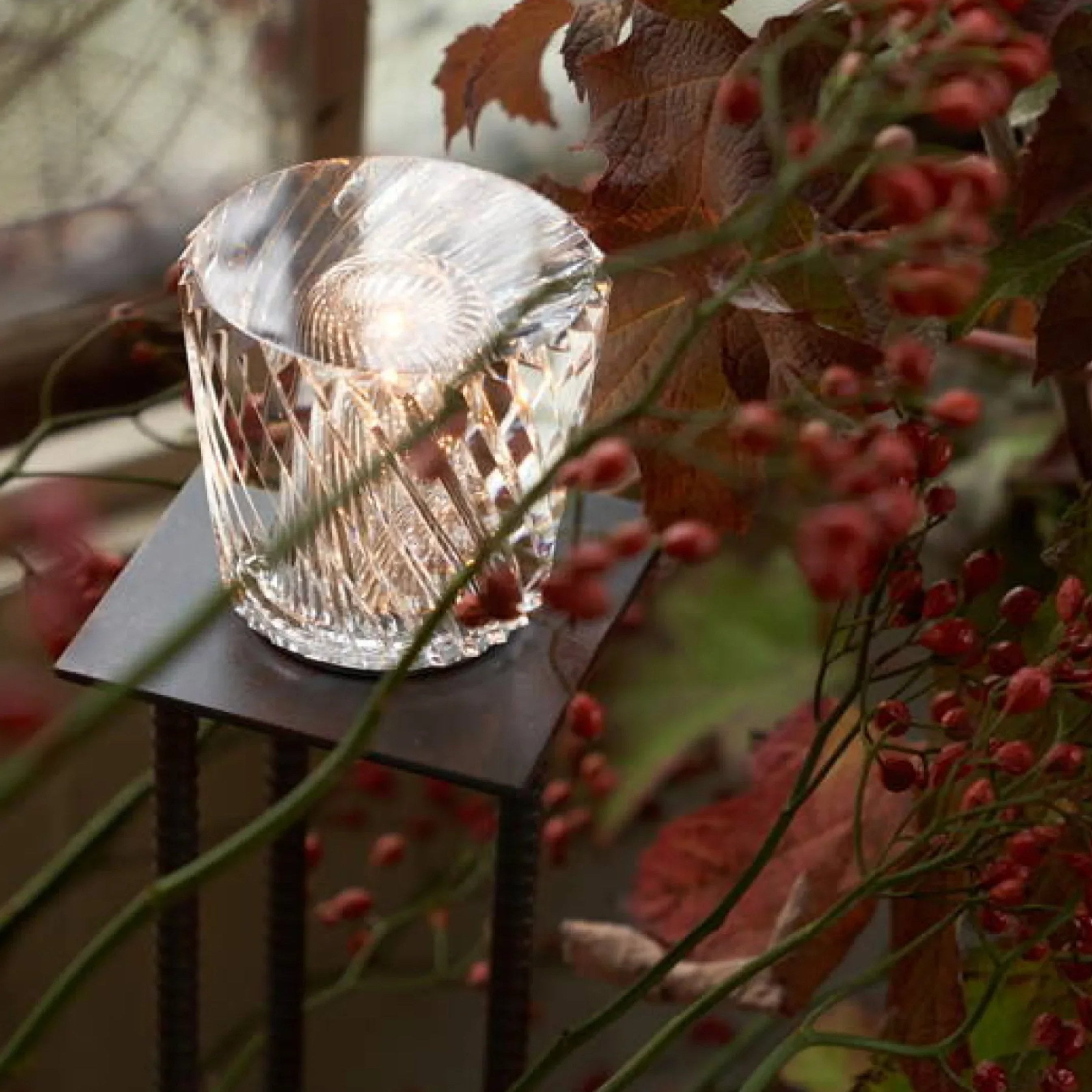 Kristall Tischlampe VÉLORIA | Diamant-Look & 360° Lichtspiel | Kabellos & USB wiederaufladbar | Bis zu 12 Stunden Lichtdauer