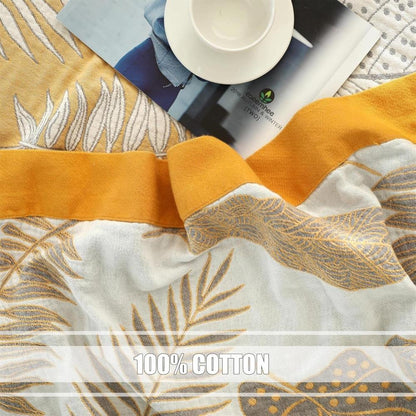 Rustling leaves, summer blanket