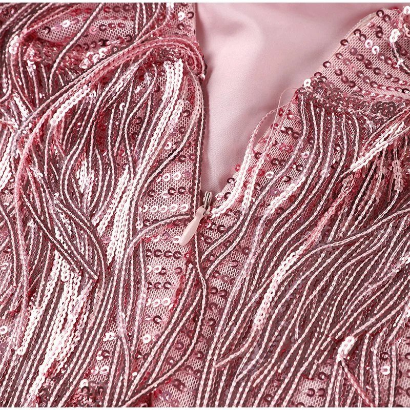 Damen Mini-Kleid mit Trägern und Fransen mit Federbesatz