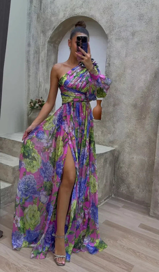 Corinne | Maxikleid mit Blumenmuster und Schlitz, einseitig