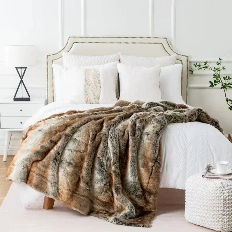 Faux-Fur-Wurfdecke - Weiches Nerz - Dekoratives Design