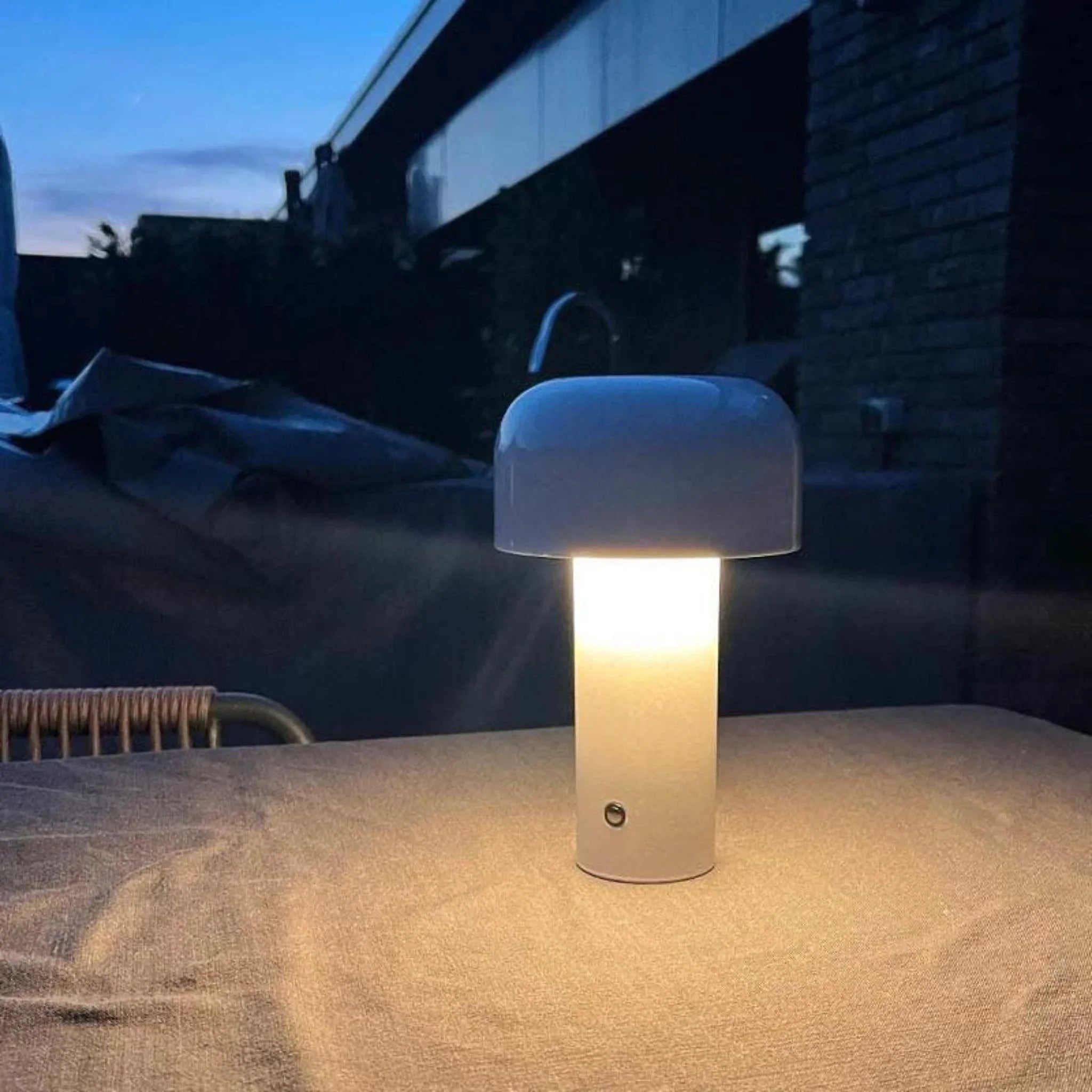 Mini LED Lampe - Pilzdesign - Einstellbare Helligkeit