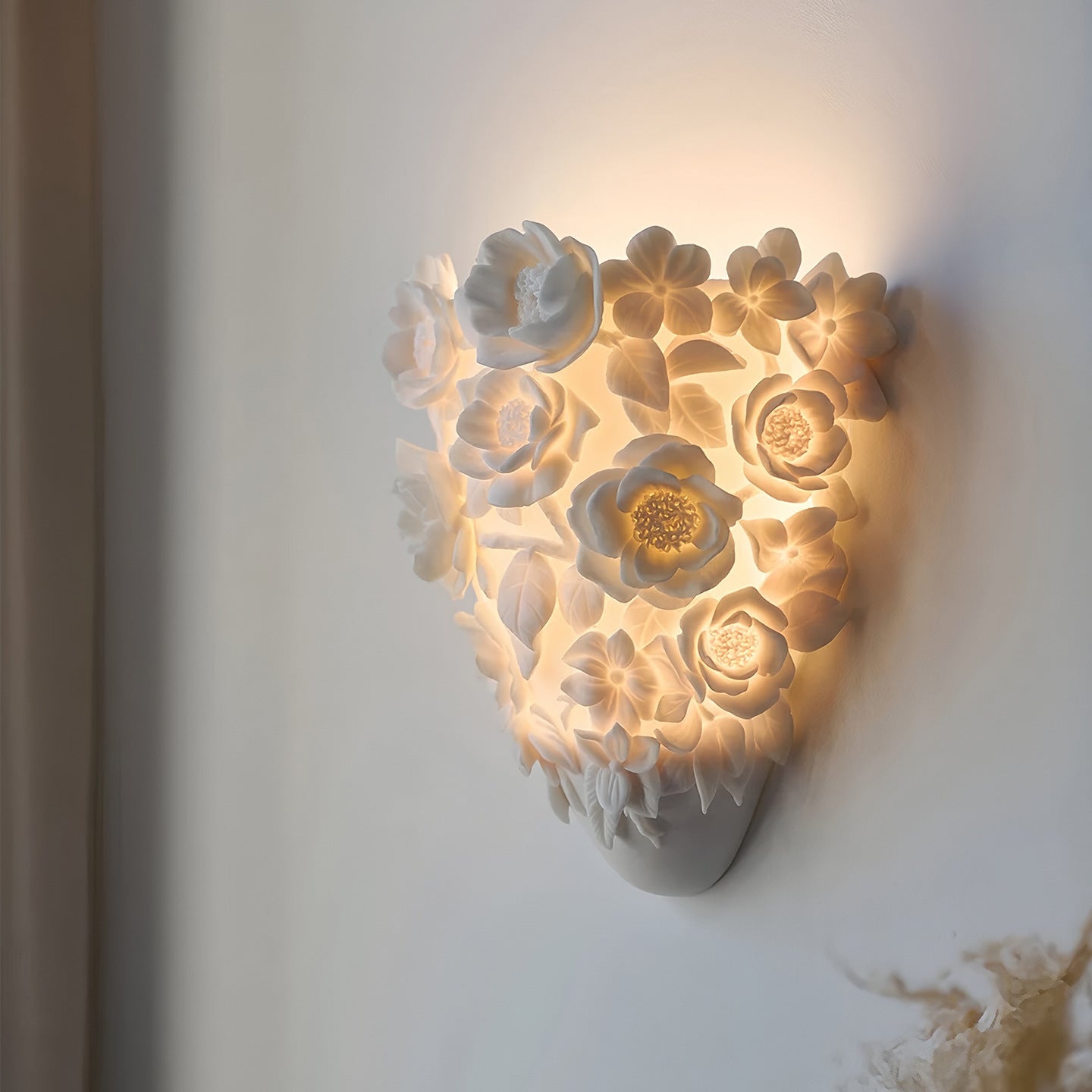 Keramische Blumen Wandleuchte