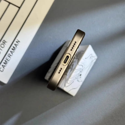 Ultradünne und Stoßfeste iPhone-Hülle