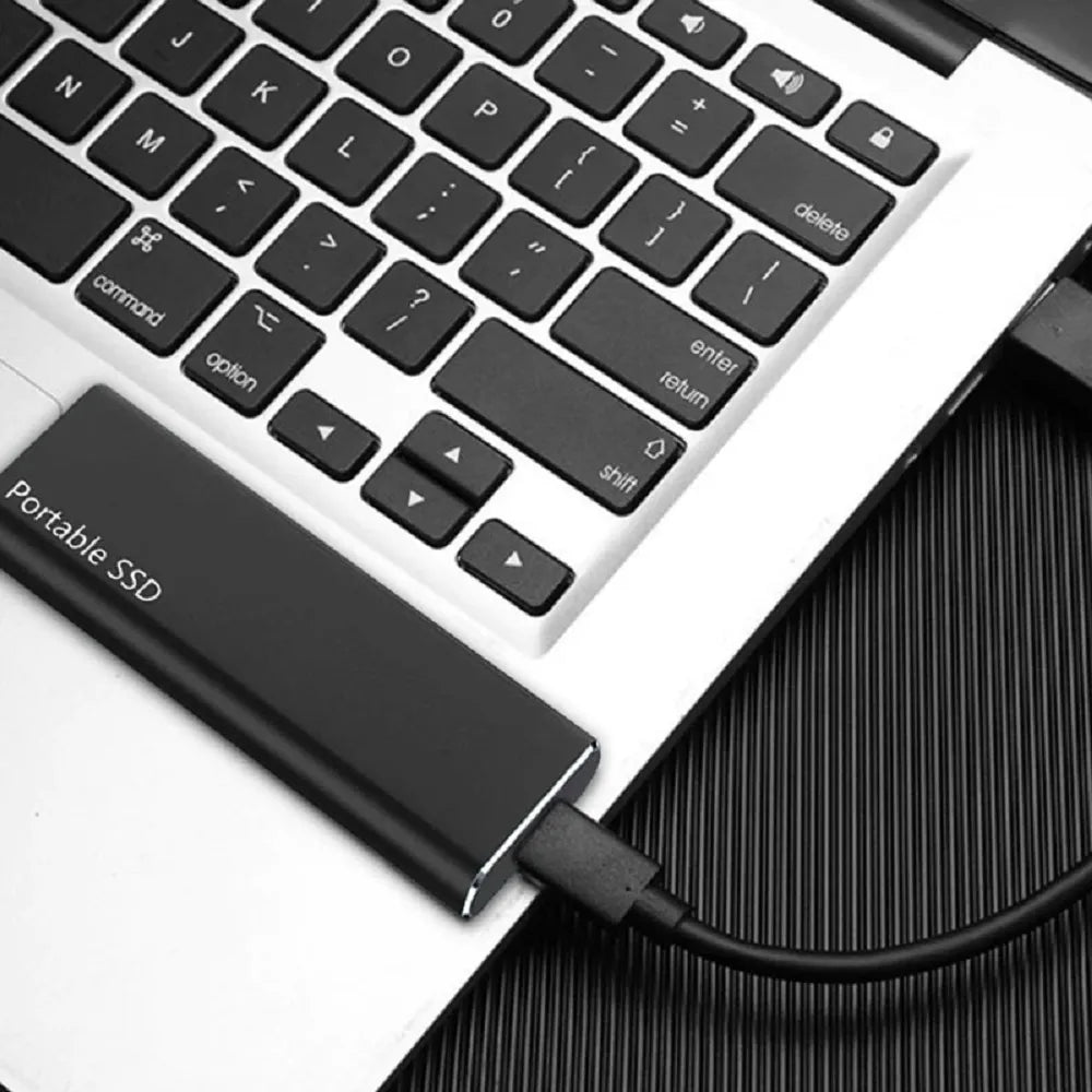 Ultrakompakte 4 TB USB-C Festplatte für sichere Datenspeicherung