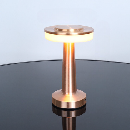 Birdona's Metal Table Lamp
