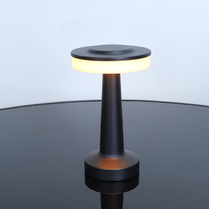 Birdona's Metal Table Lamp