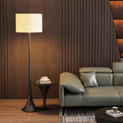 Anderos Seiden-Stehlampe